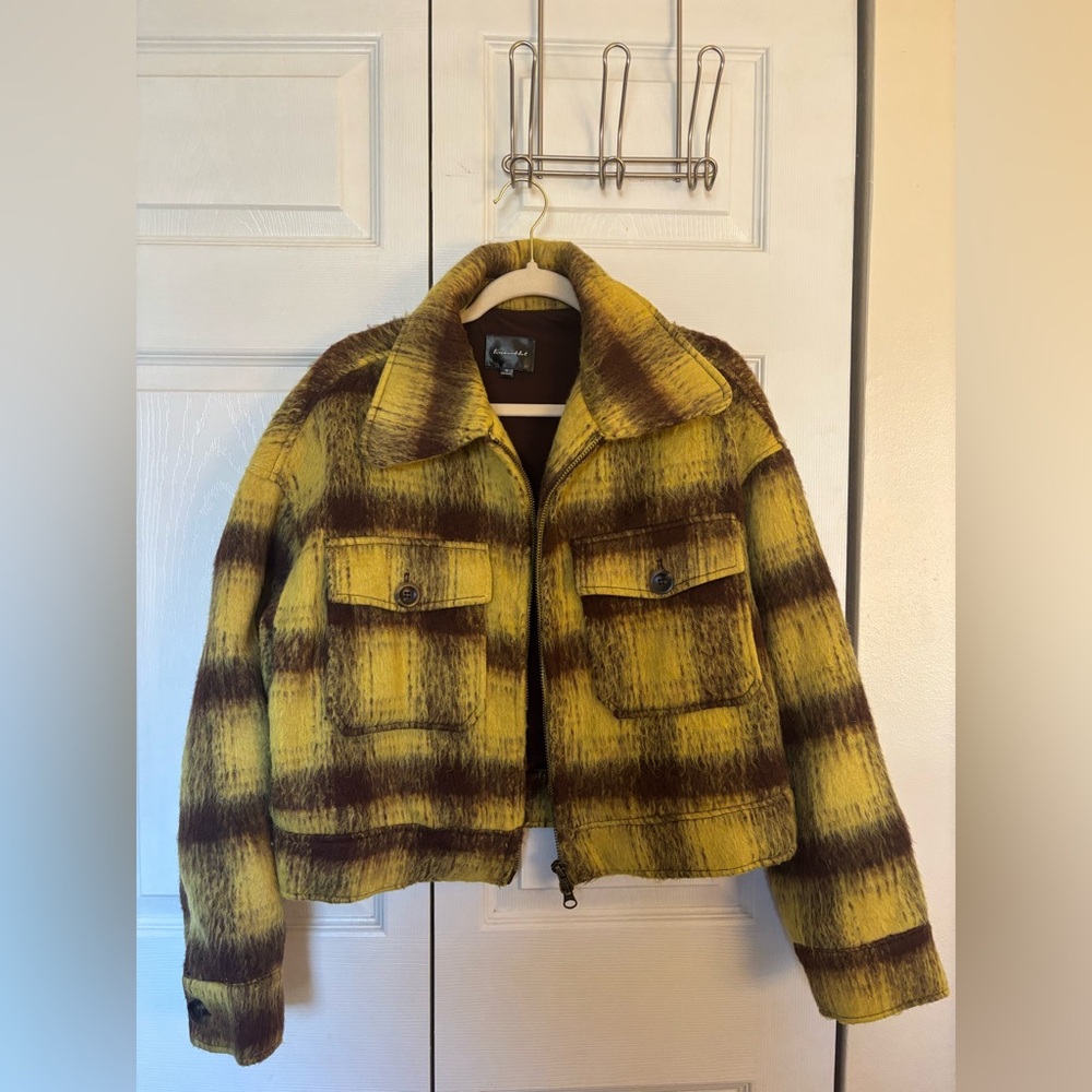 Line & Dot Revolve Jacket 

Size Medium 

Part of a set (skirt also posted)